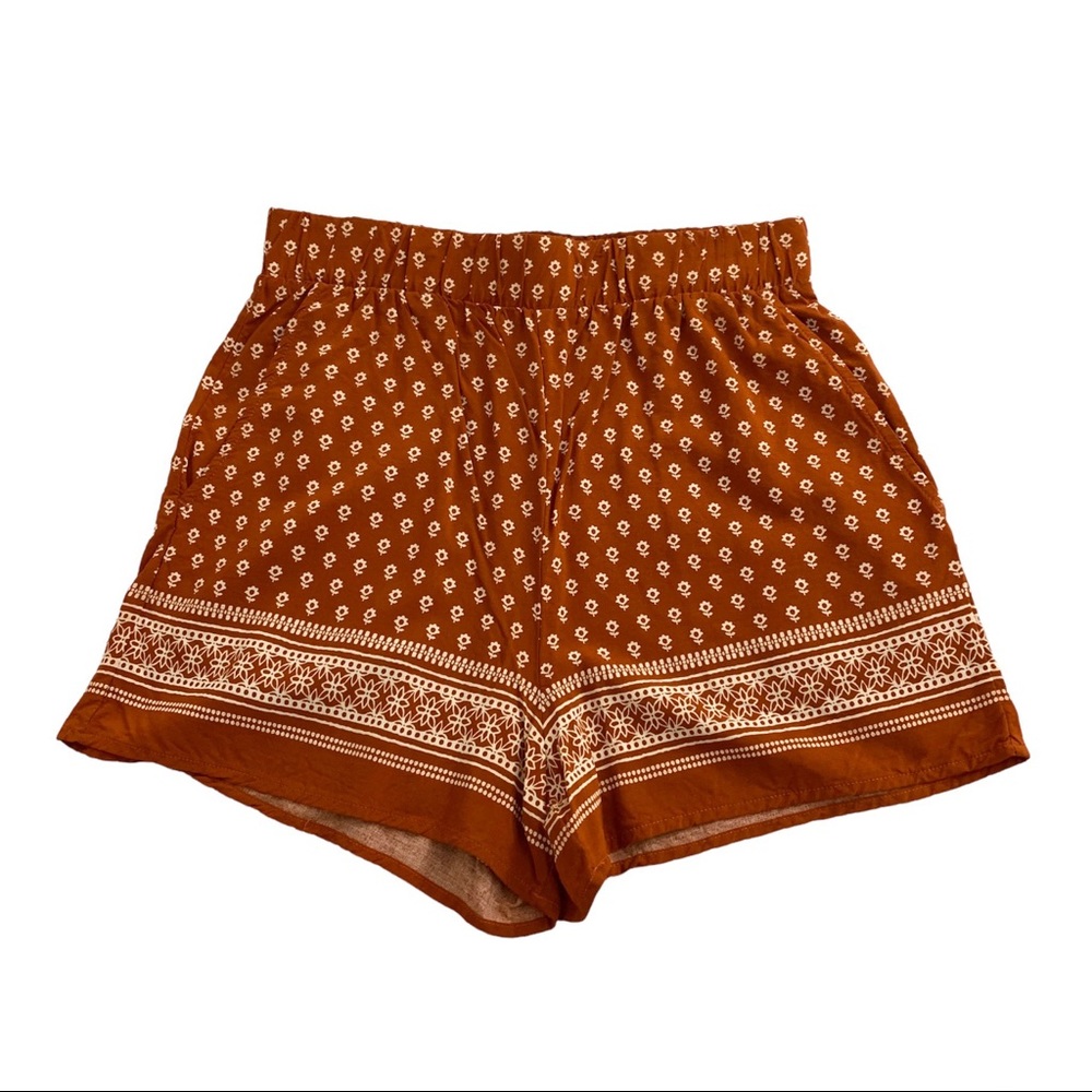 GARAGE Flower Print Shorts